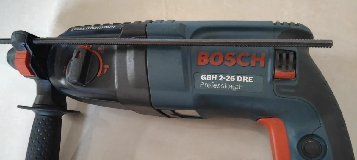 Bosch GBH 2-26 DRE Sds+ 3 Mode 110v - Image 3