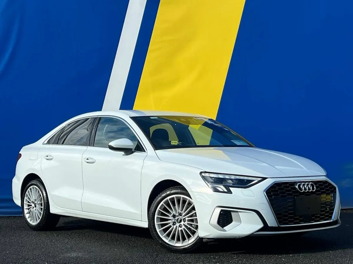 Audi A3 ADVANCED 1.0 TFSI AUTO // FULL SERVICE HIS - Image 1