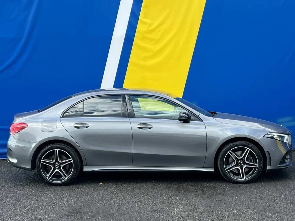 Mercedes-Benz A-Class A250e AMG-LINE PREMIUM 1.3 H - Image 2