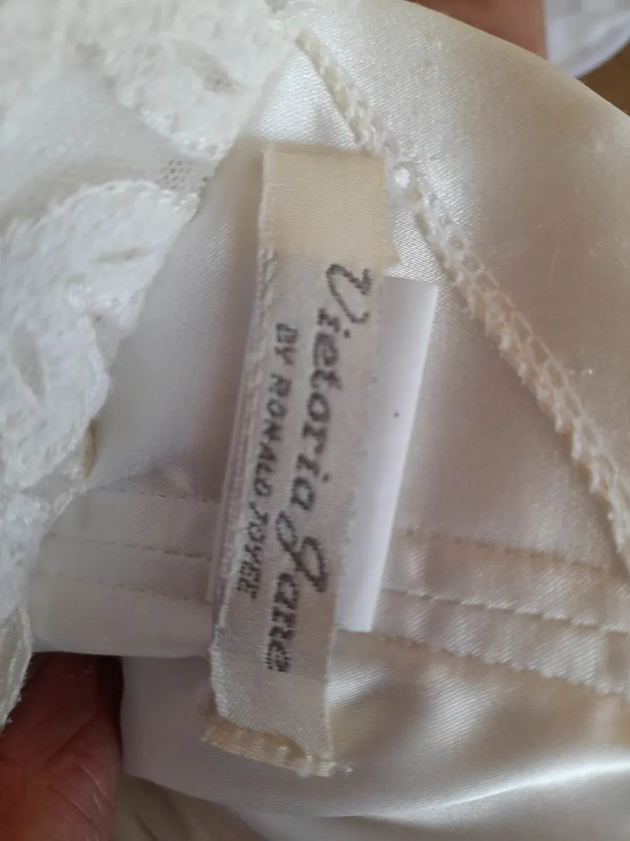 Wedding dress - Victoria Jane by Ronald Joyee - Image 4