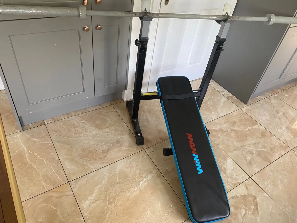 Foldable Weights Bench with 7ft Olympic Bar - Image 3