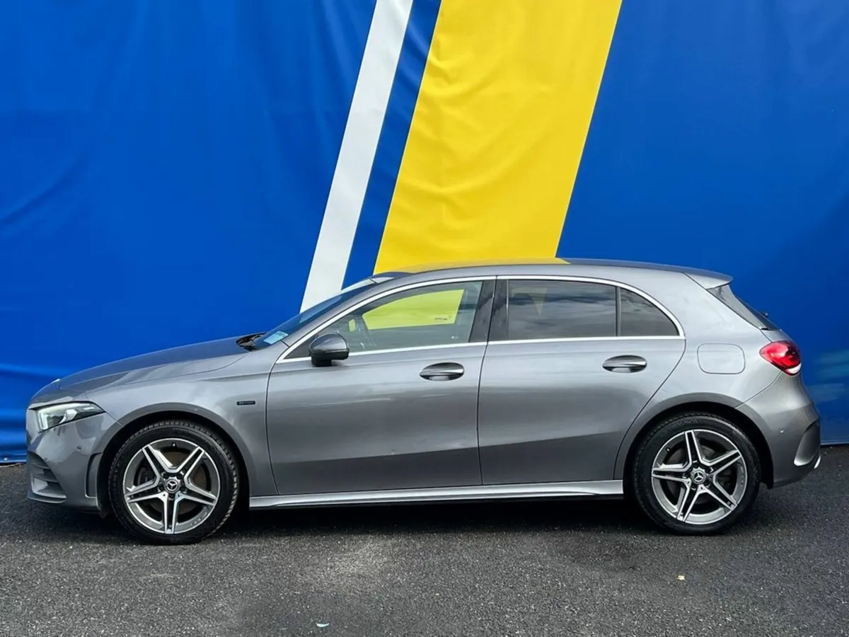 Mercedes-Benz A-Class A250e AMG-LINE EXECUTIVE 1.3 - Image 3