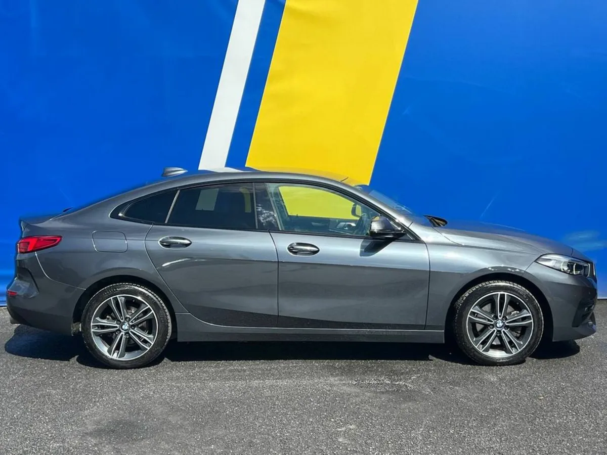 BMW 2-Series 218d AUTO // SERVICE HISTORY // 17" D - Image 2