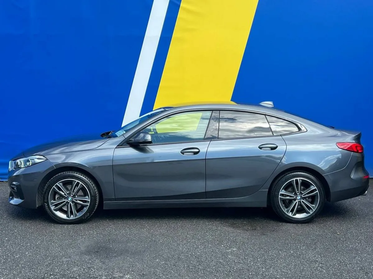 BMW 2-Series 218d AUTO // SERVICE HISTORY // 17" D - Image 3