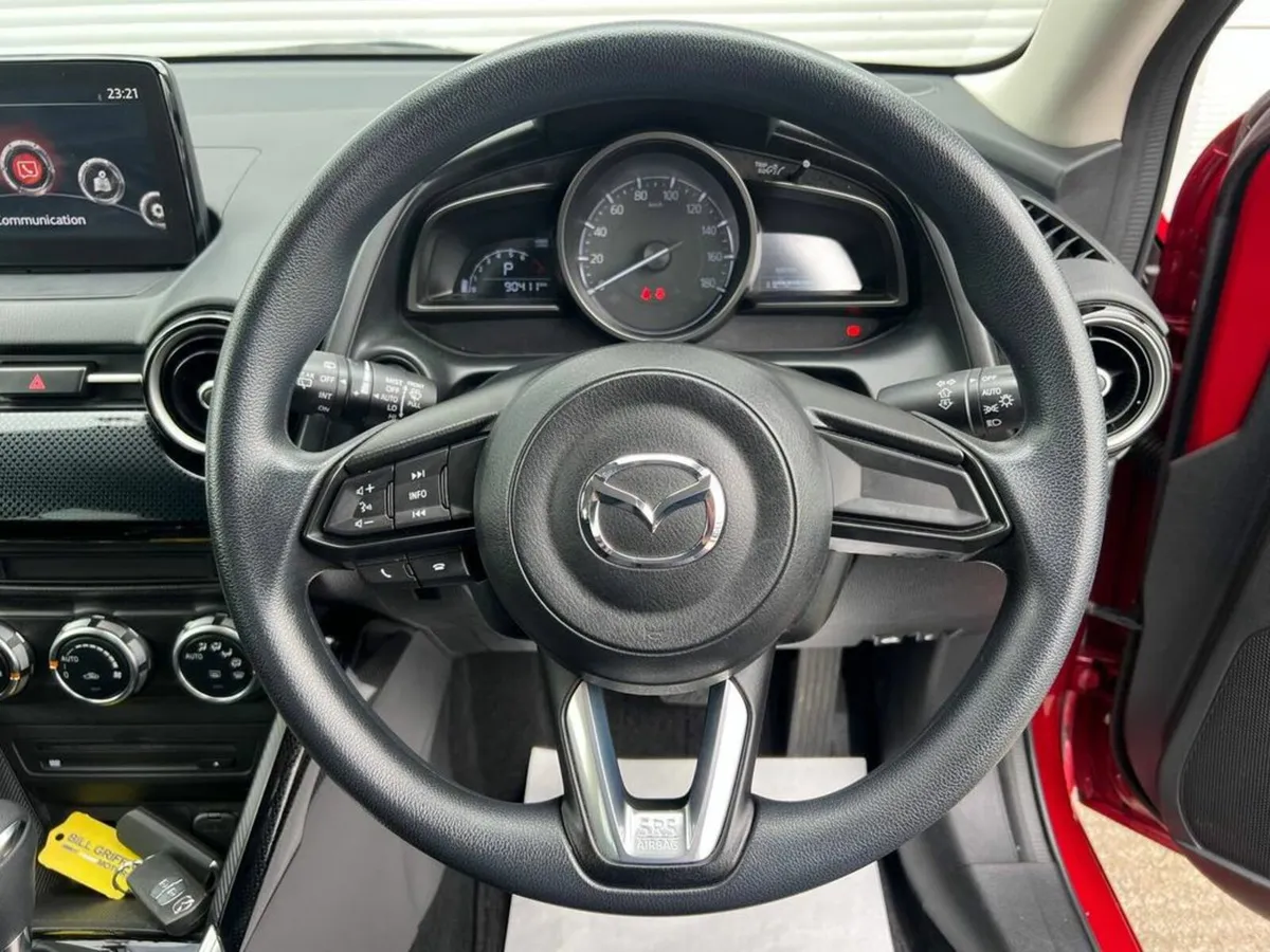 Mazda Demio SKYACTIV 1.3 AUTO // SERVICE HISTORY / - Image 4