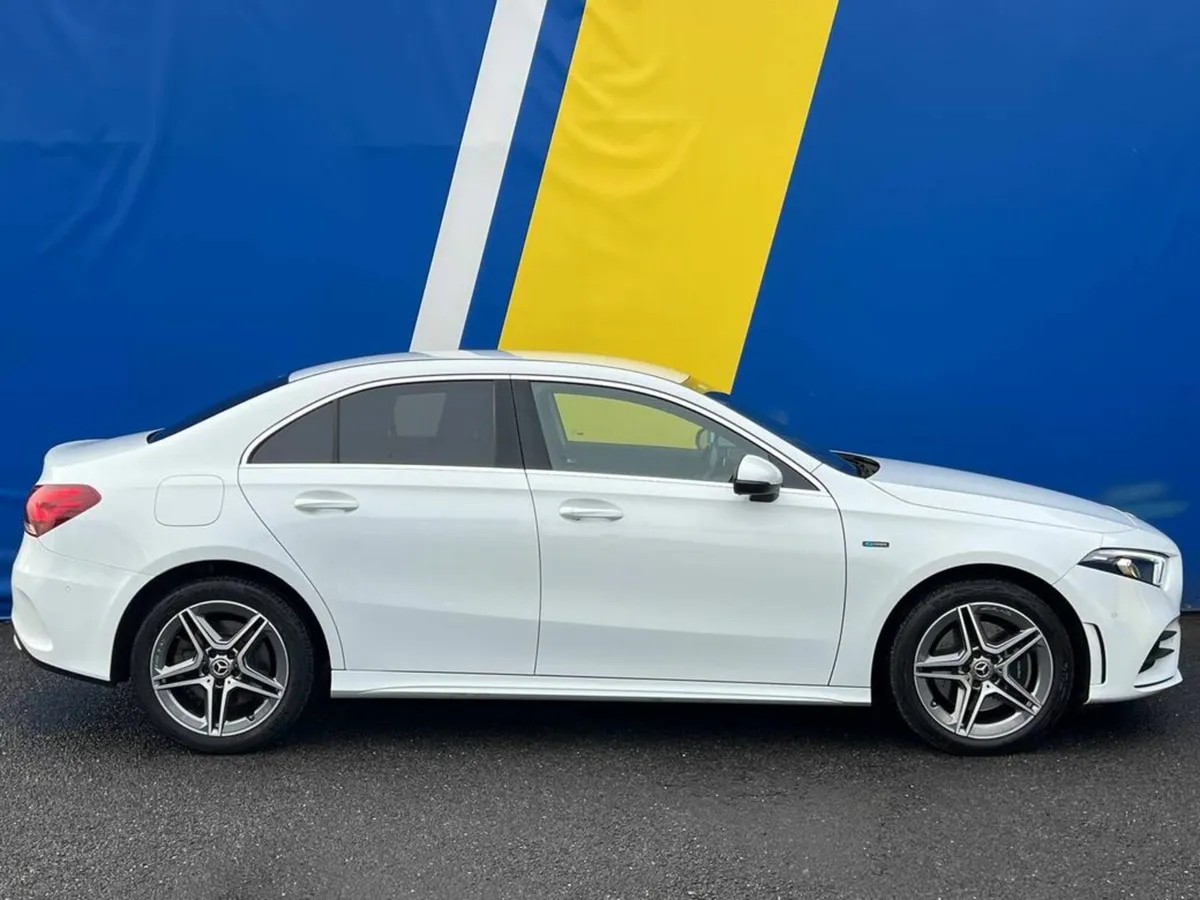 Mercedes-Benz A-Class A250e AMG-LINE EXECUTIVE 1.3 - Image 2