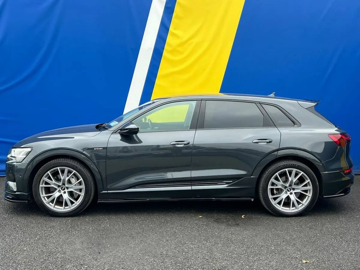 Audi e-tron ADVANCE 50 QUATTRO // RS-PERFORMANCE P - Image 3