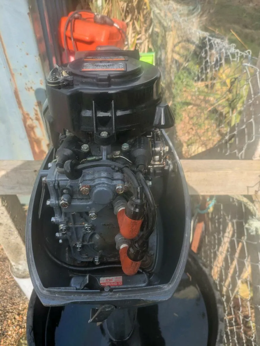 Yamaha 9.9 outboard - Image 4