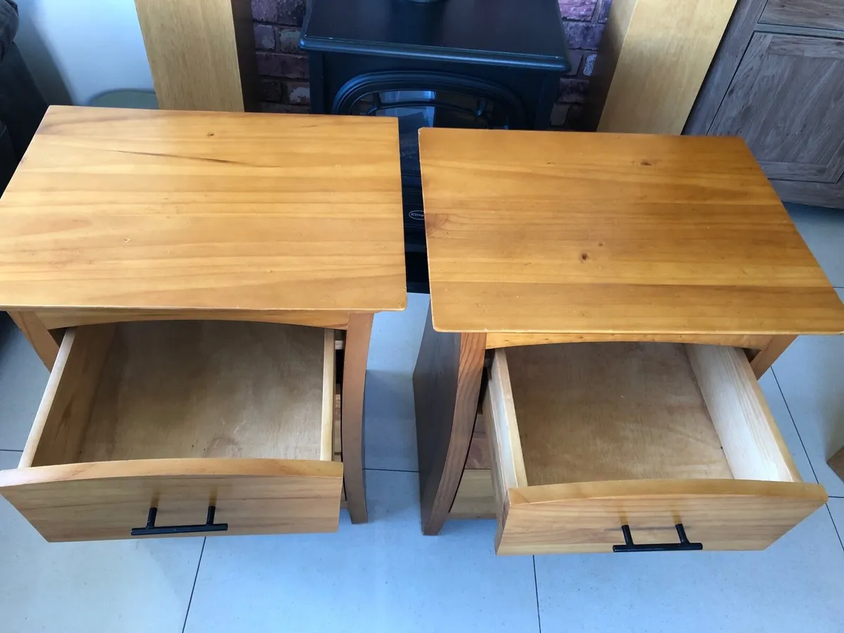 Bedroom furniture - Image 4