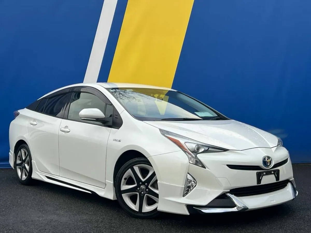 Toyota Prius 1.8 HYBRID A-TOURING SELECTION AUTO / - Image 1