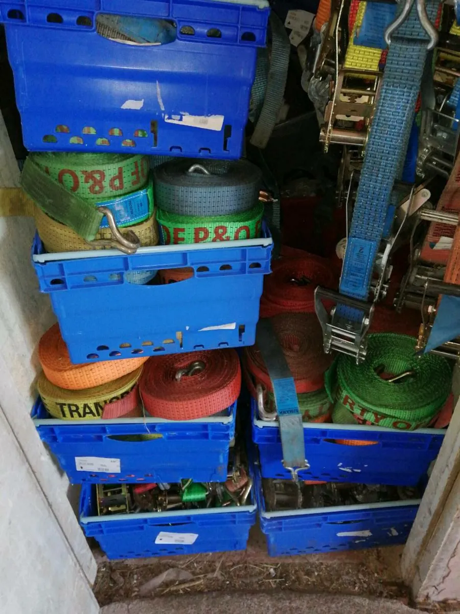 Ratchet straps - Image 2