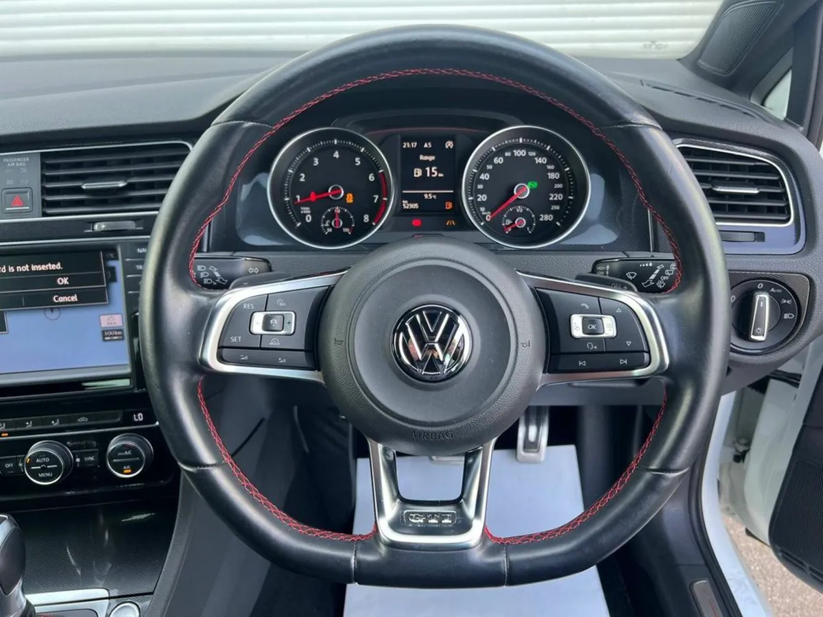 Volkswagen Golf GTI 2.0 TSI AUTO // BLUETOOTH MUSI - Image 4