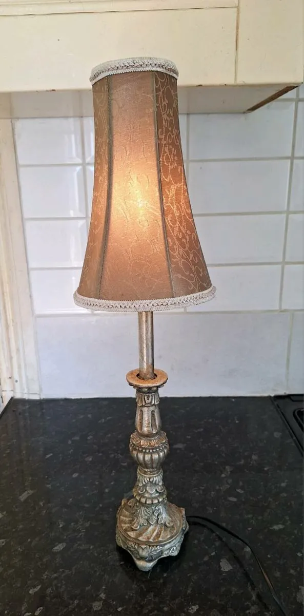 Slim vintage table lamp - Image 1