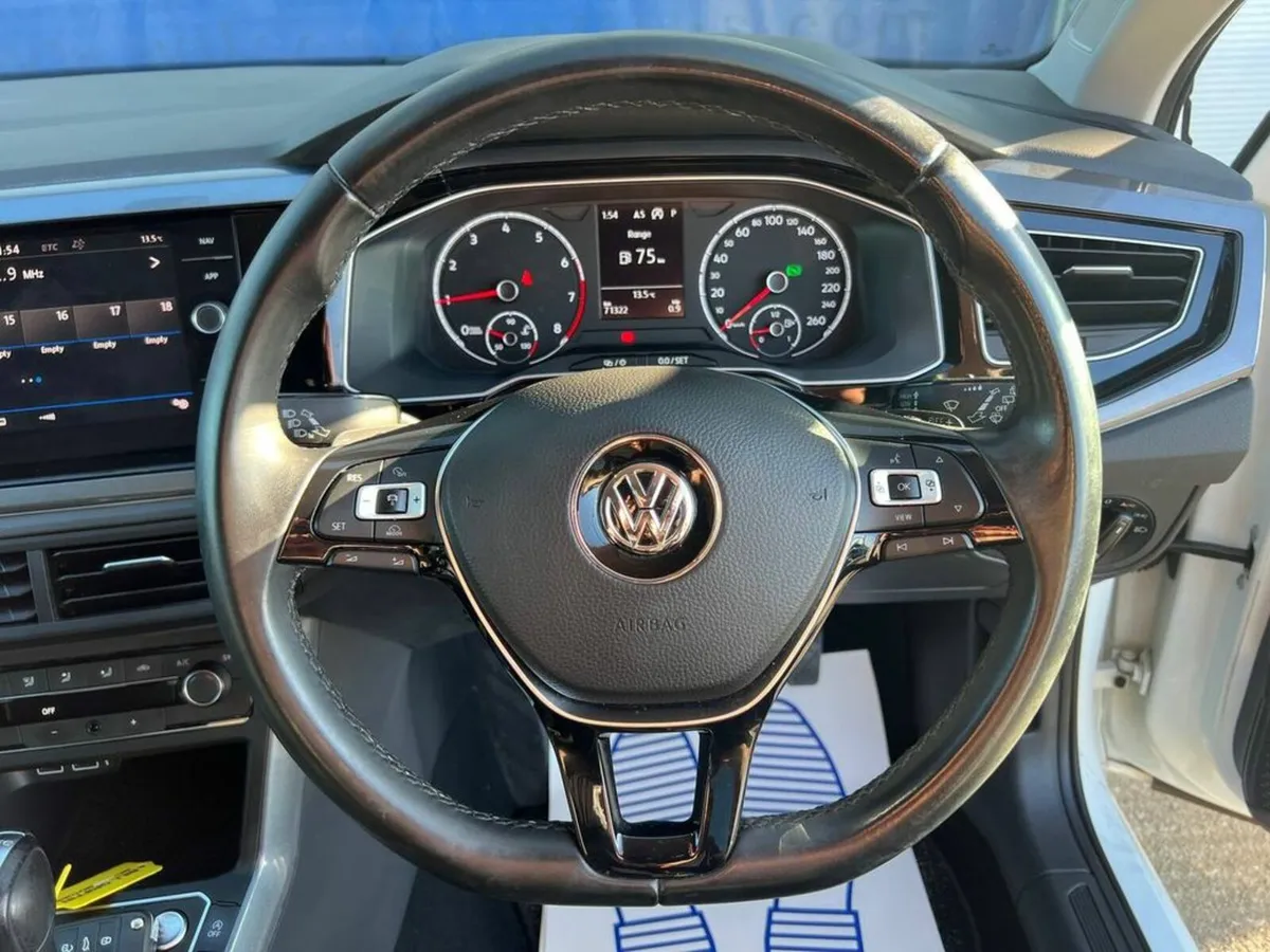 Volkswagen Polo HIGHLINE 1.0 TSI AUTO // FULL SERV - Image 4
