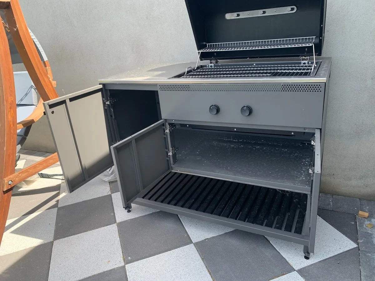 charcoal BarBqe - Image 2