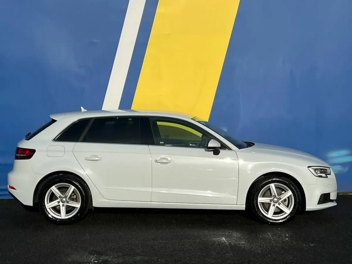 Audi A3 SE 1.4 TFSI AUTO // FULL SERVICE HISTORY / - Image 2