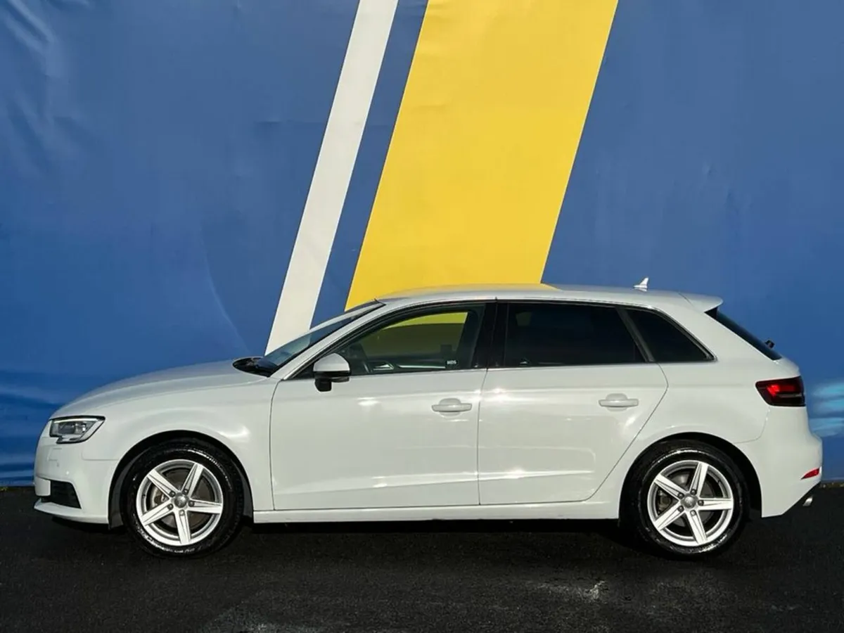 Audi A3 SE 1.4 TFSI AUTO // FULL SERVICE HISTORY / - Image 3