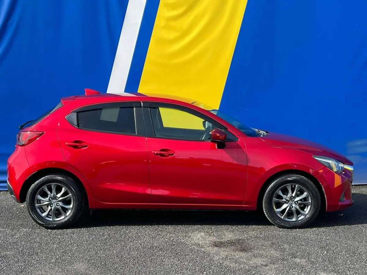Mazda Demio SKYACTIV 1.3 AUTO // HEATED SEATS // S - Image 2