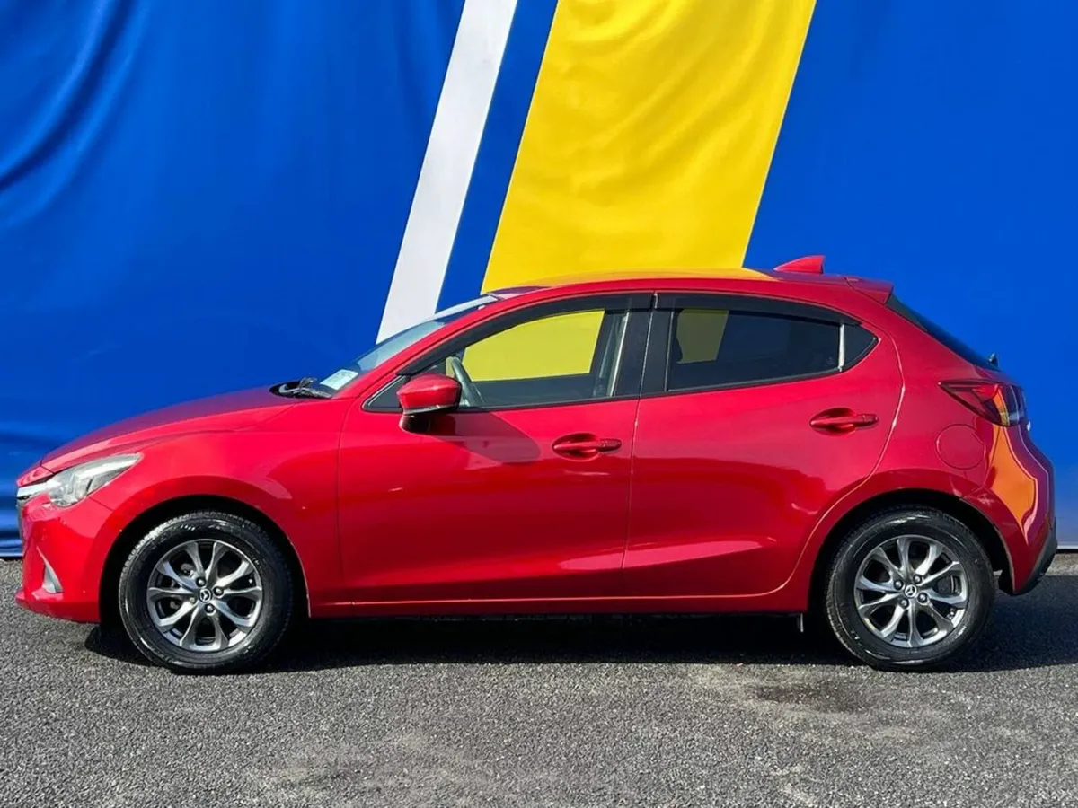 Mazda Demio SKYACTIV 1.3 AUTO // HEATED SEATS // S - Image 3