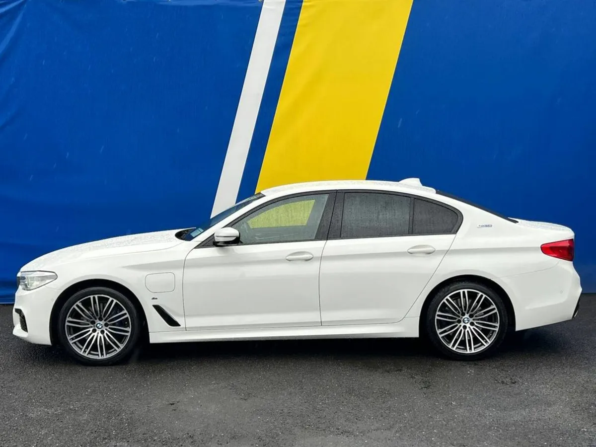 BMW 5-Series 530e M-SPORT 2.0 PLUG-IN HYBRID AUTO - Image 3