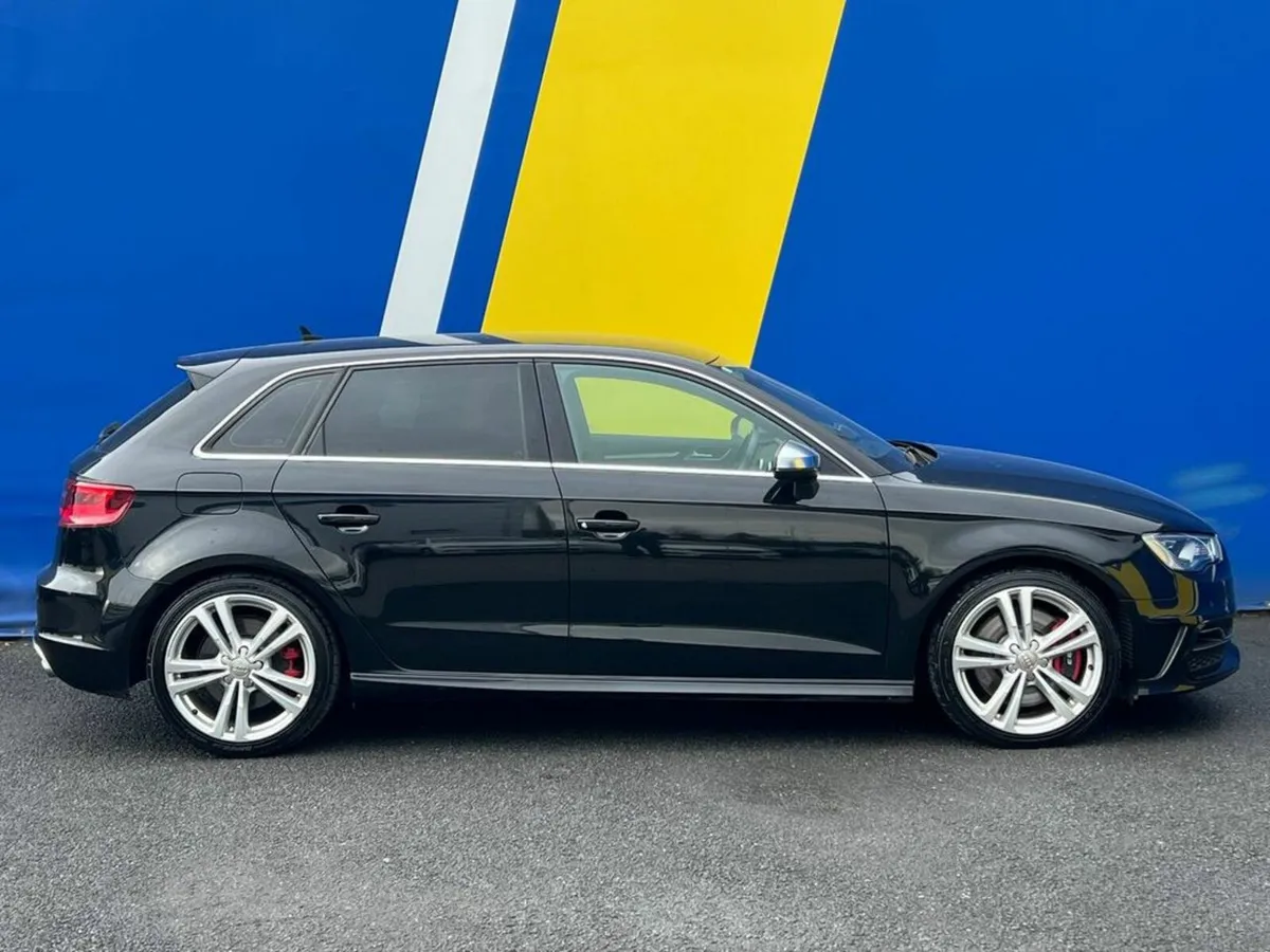 Audi S3 QUATTRO 2.0 AUTO // LEATHER HEATED SEATS / - Image 2