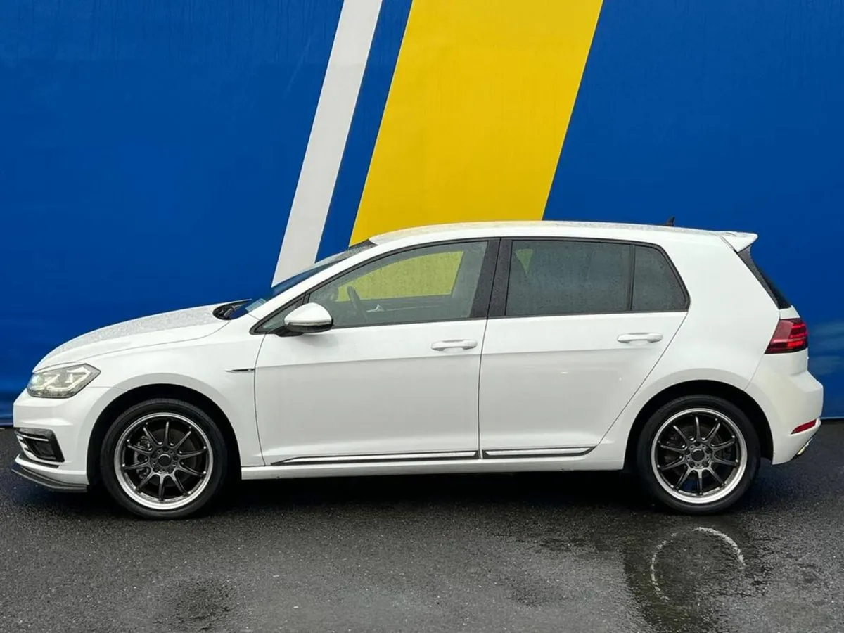 Volkswagen Golf HIGHLINE "TECH EDITION" 1.4 TSI AU - Image 3