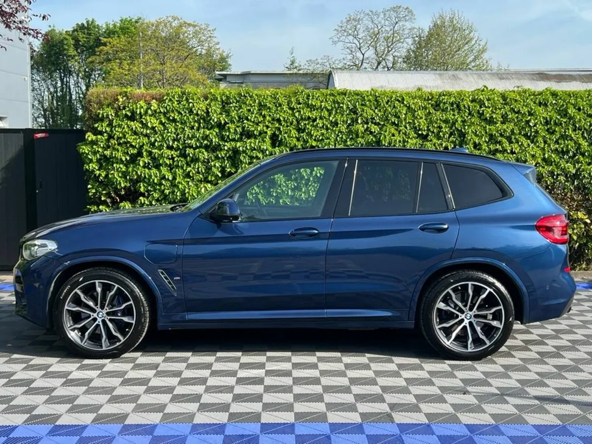 BMW X3 XDRIVE 30E M-SPORT 2.0 HYBRID // DIGITAL SE - Image 3