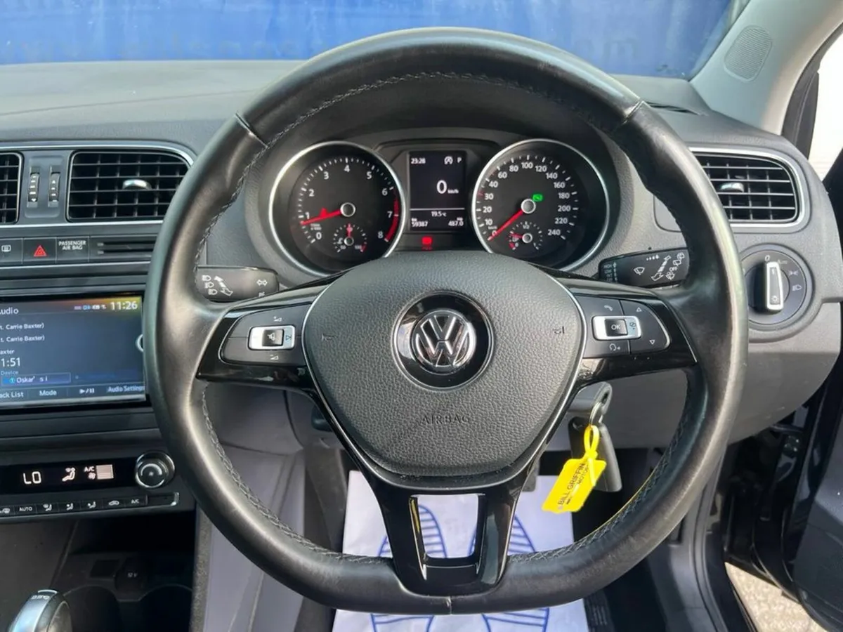 Volkswagen Polo COMFORTLINE 1.2 TSI AUTO // FULL S - Image 4