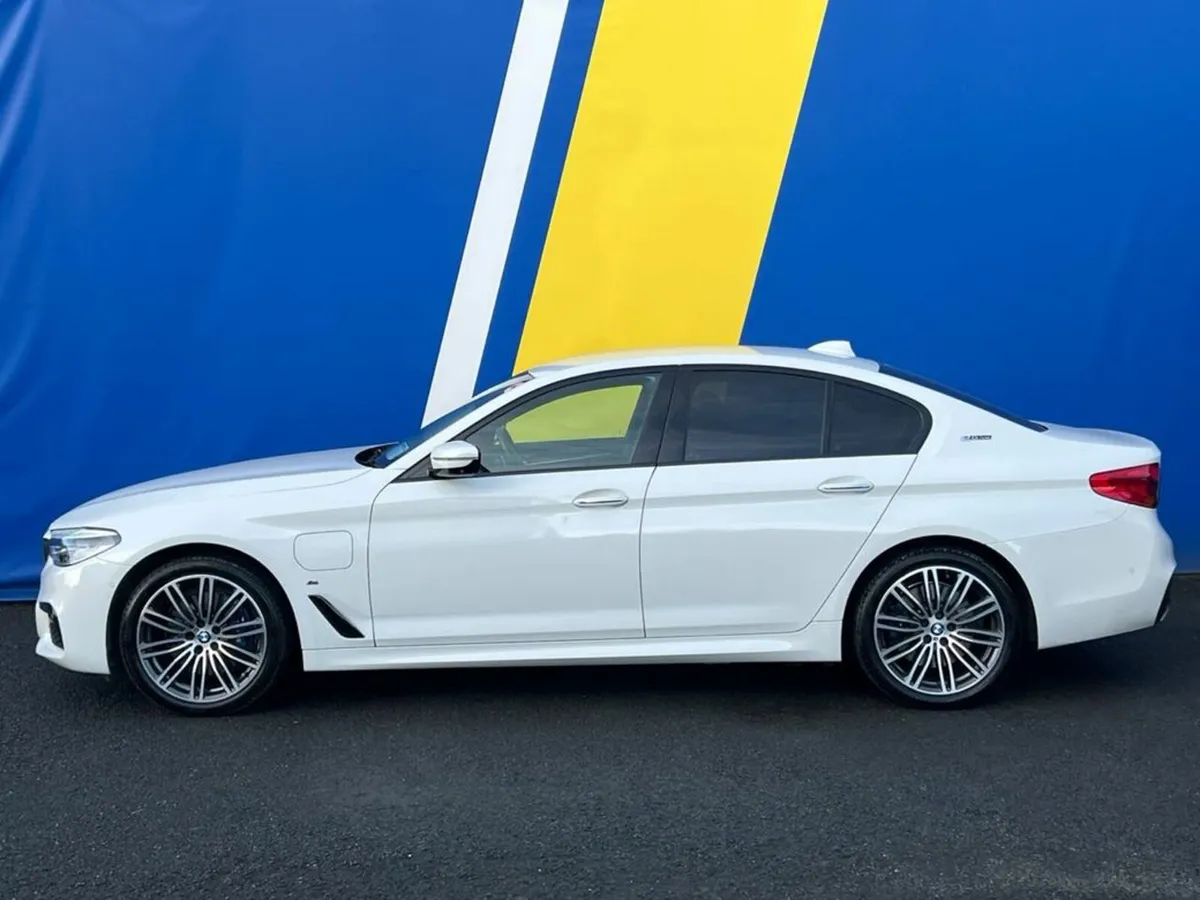 BMW 5-Series 530e M-SPORT 2.0 PLUG-IN HYBRID AUTO - Image 3
