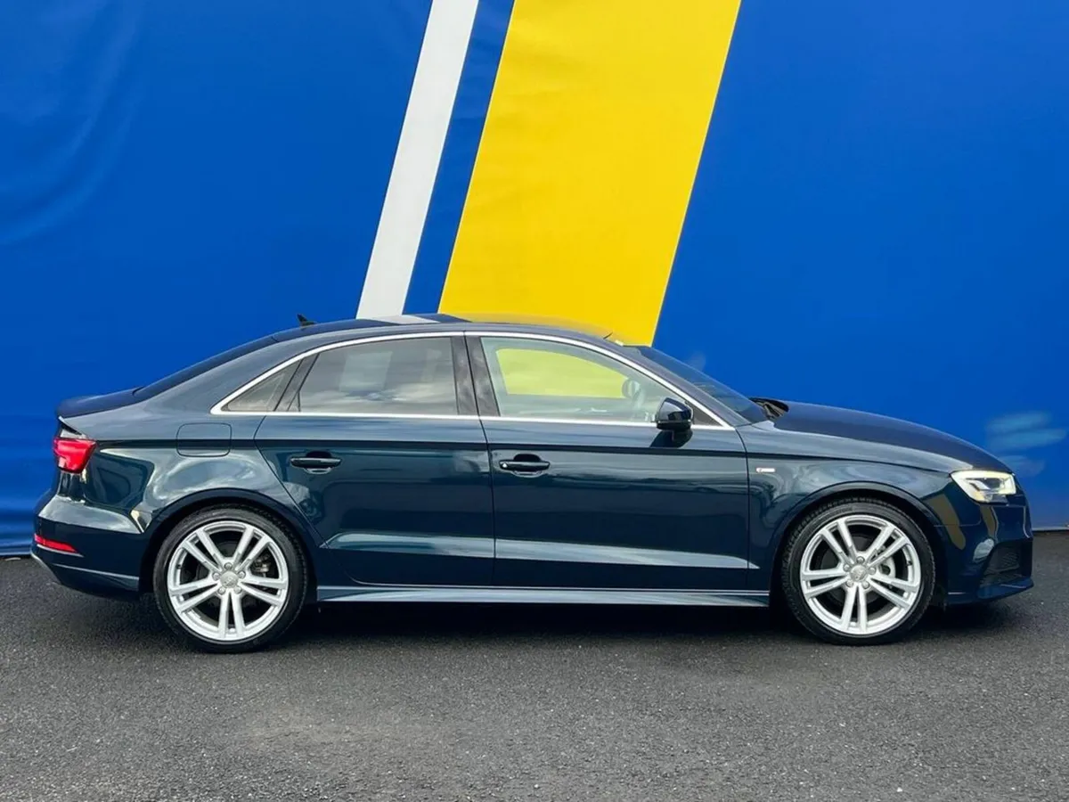Audi A3 S-LINE 1.4 TFSI AUTO // VERY LOW MILEAGE / - Image 2