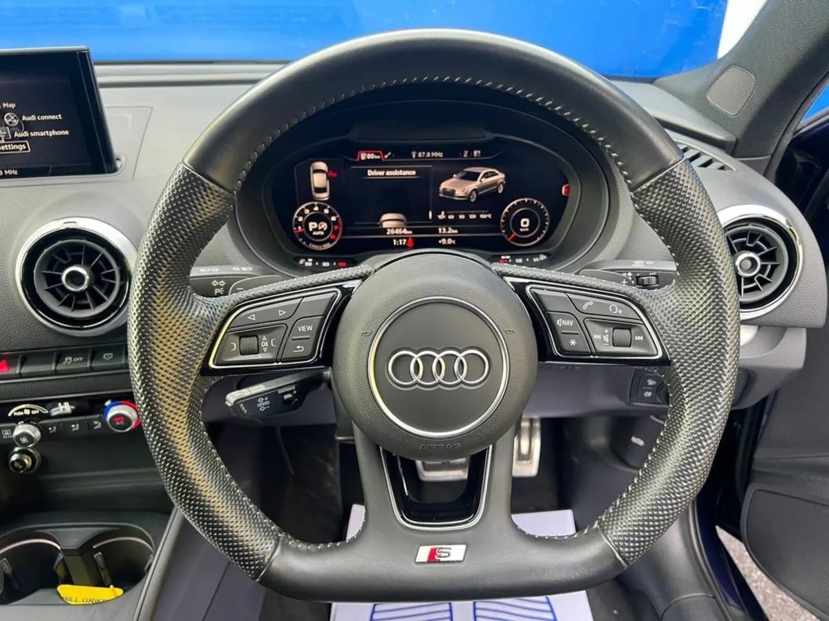 Audi A3 S-LINE 1.4 TFSI AUTO // VERY LOW MILEAGE / - Image 4