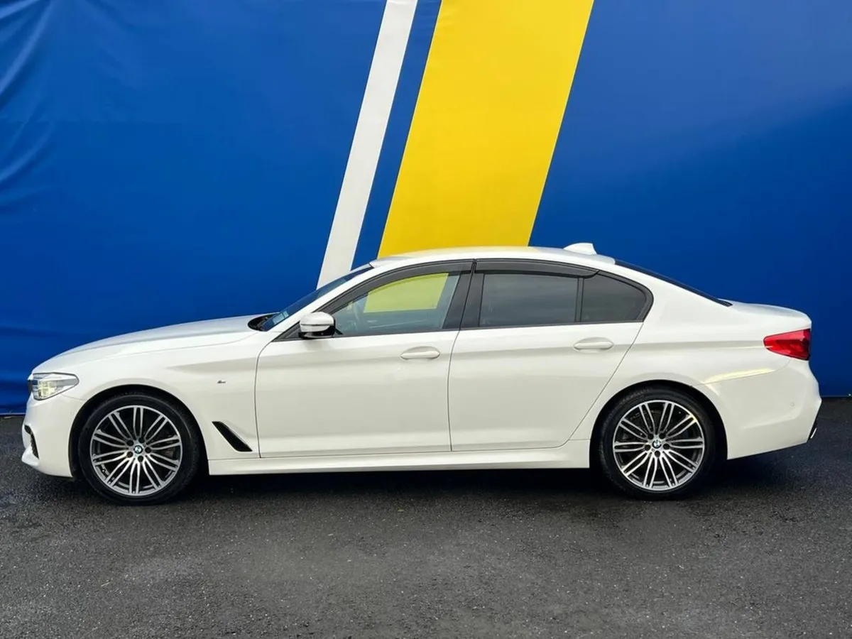 BMW 5-Series 523d M-SPORT 2.0 AUTO // LOW MILEAGE - Image 3