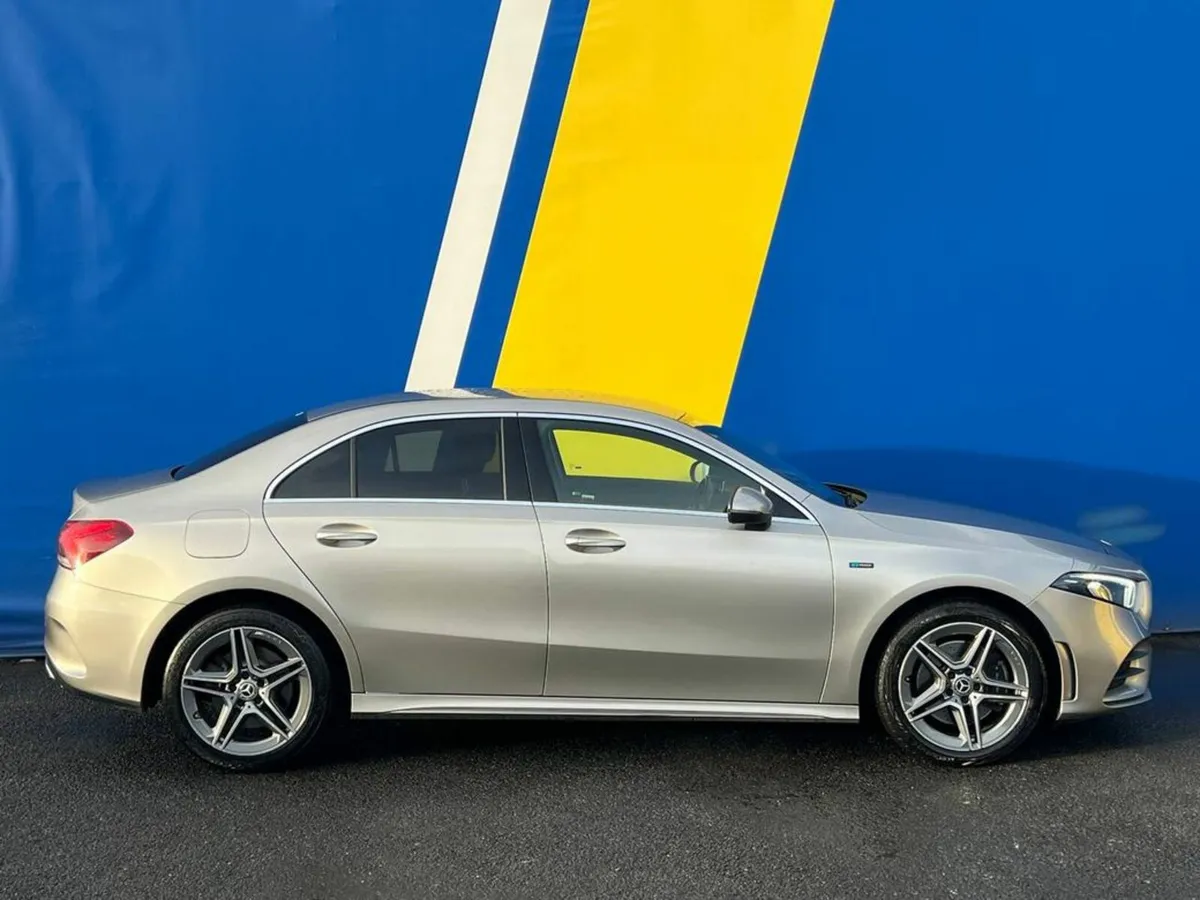 Mercedes-Benz A-Class A250e AMG-LINE 1.3 HYBRID AU - Image 2
