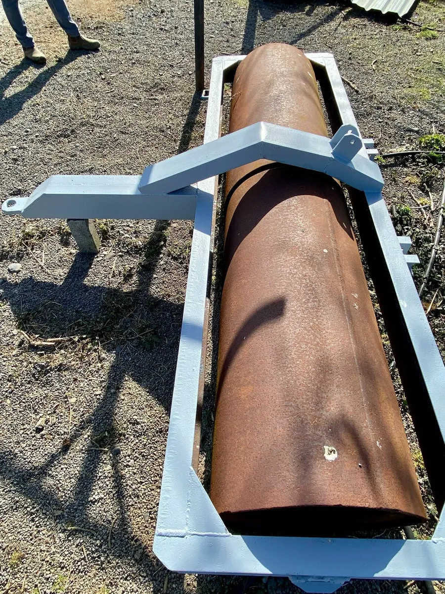 Roller - Image 3