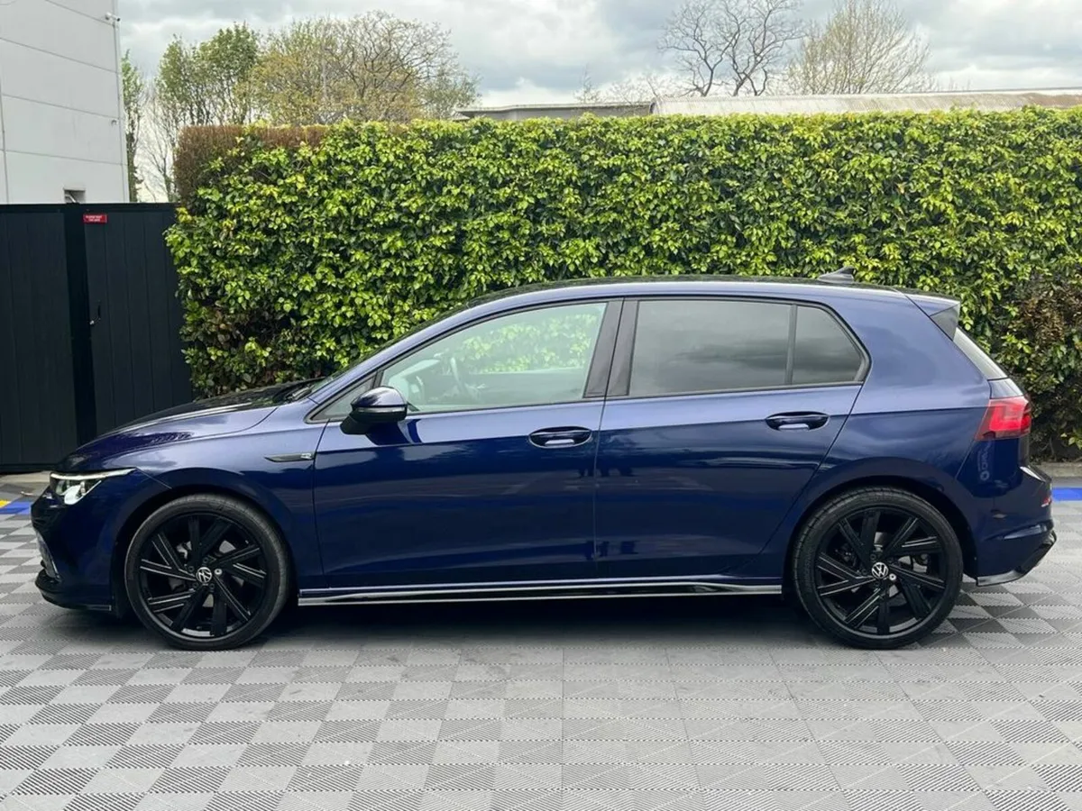 Volkswagen Golf R-LINE 1.5 TSI MHEV AUTO // LOW MI - Image 3