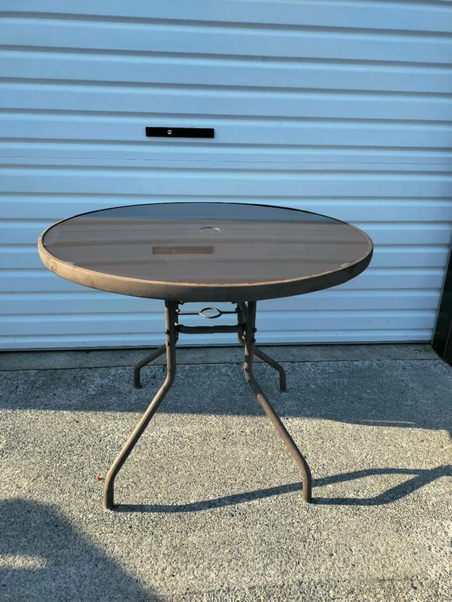 Patio table - Image 2