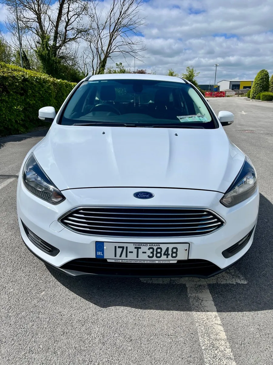 Ford Focus 1,5 Tdci, Zetec, Automatic - Image 3