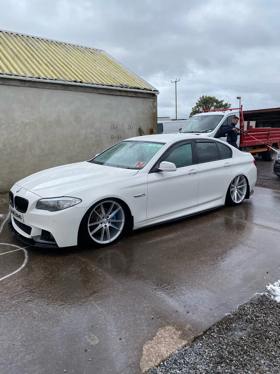 Bmw f10 520d msport - Image 2