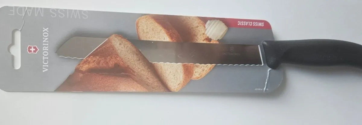 New Victorinox knife 21 cm - Image 1