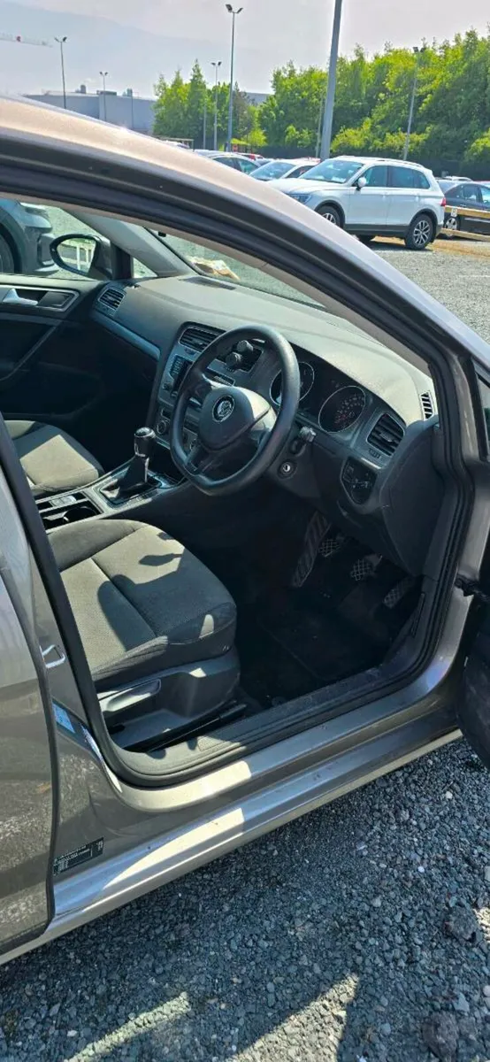 VW Golf - Image 2