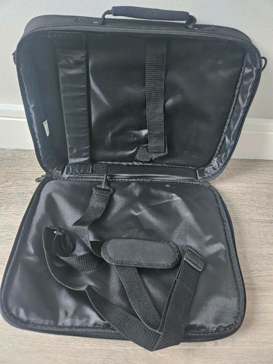 New laptop bag Targus 17-17.3 inch - Image 3