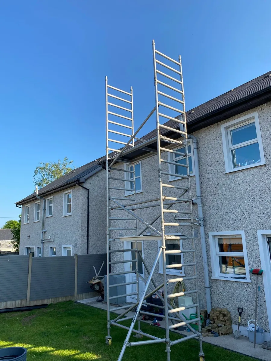 Scaffolding tower - Image 1