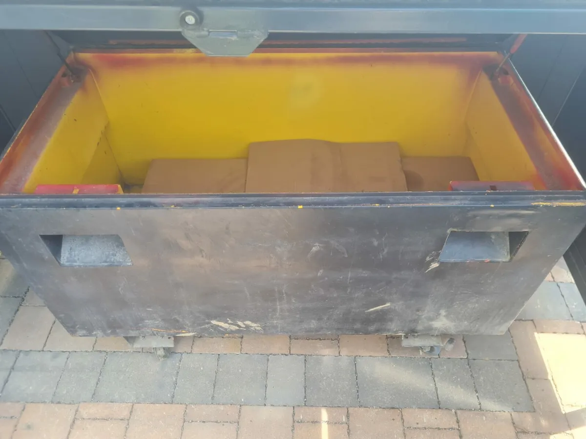 Job box - Image 1