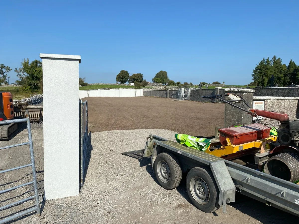 Lawn seeder hire - Image 2