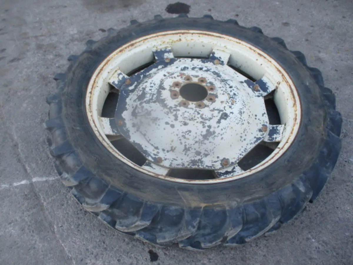 11.2R42 Row Crop Wheels To Suit MF, Ford, Fiat - Image 4