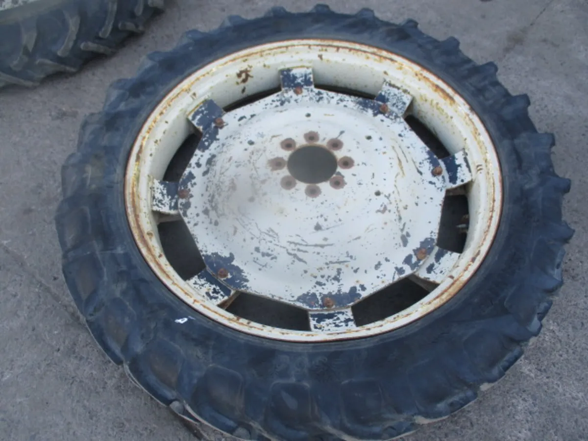 11.2R42 Row Crop Wheels To Suit MF, Ford, Fiat - Image 3