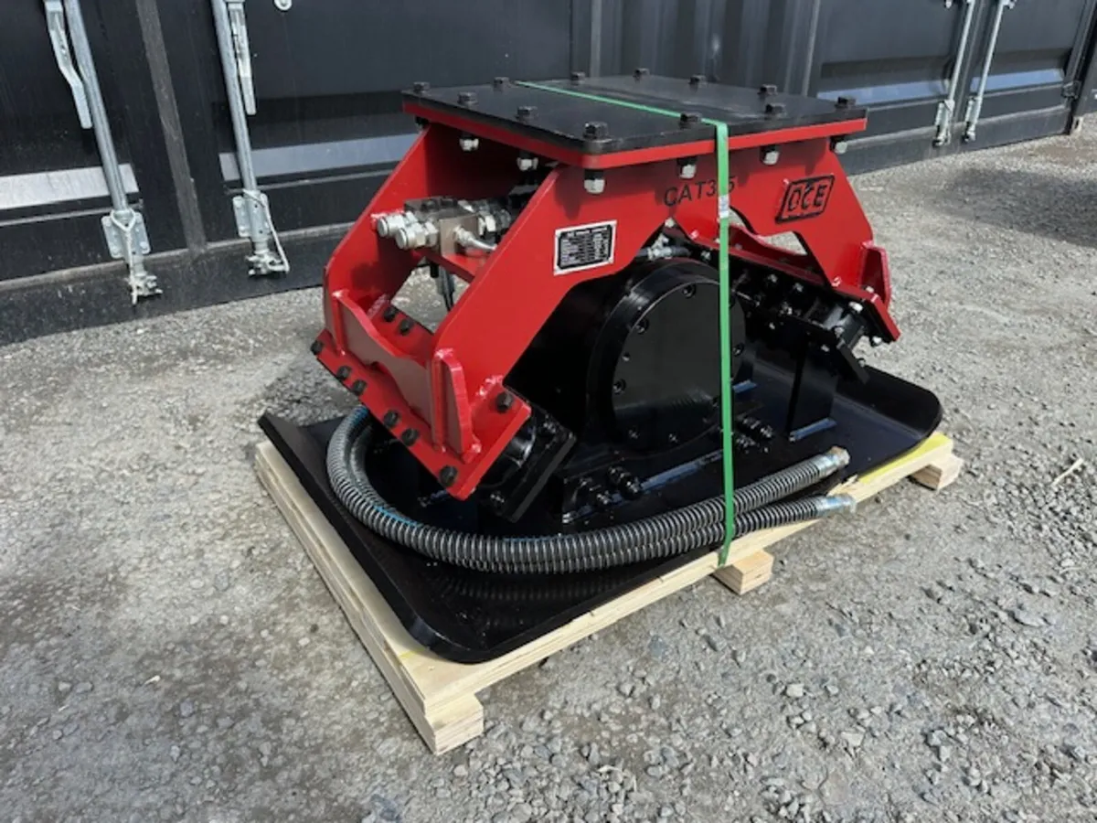 New Hydraulic Plate Compactor **Online Auction** - Image 1