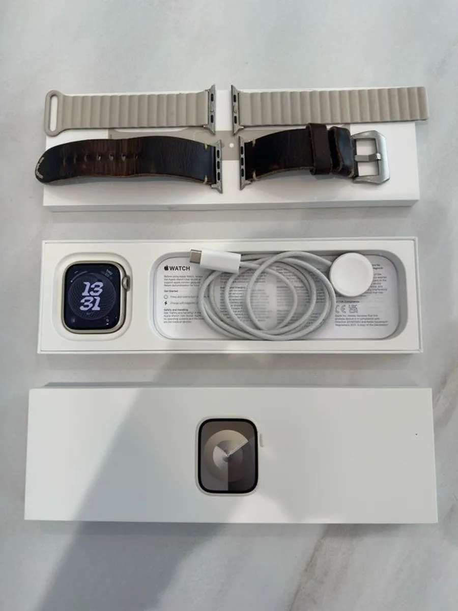 Apple Watch Series 9 45mm Starlight - Image 1