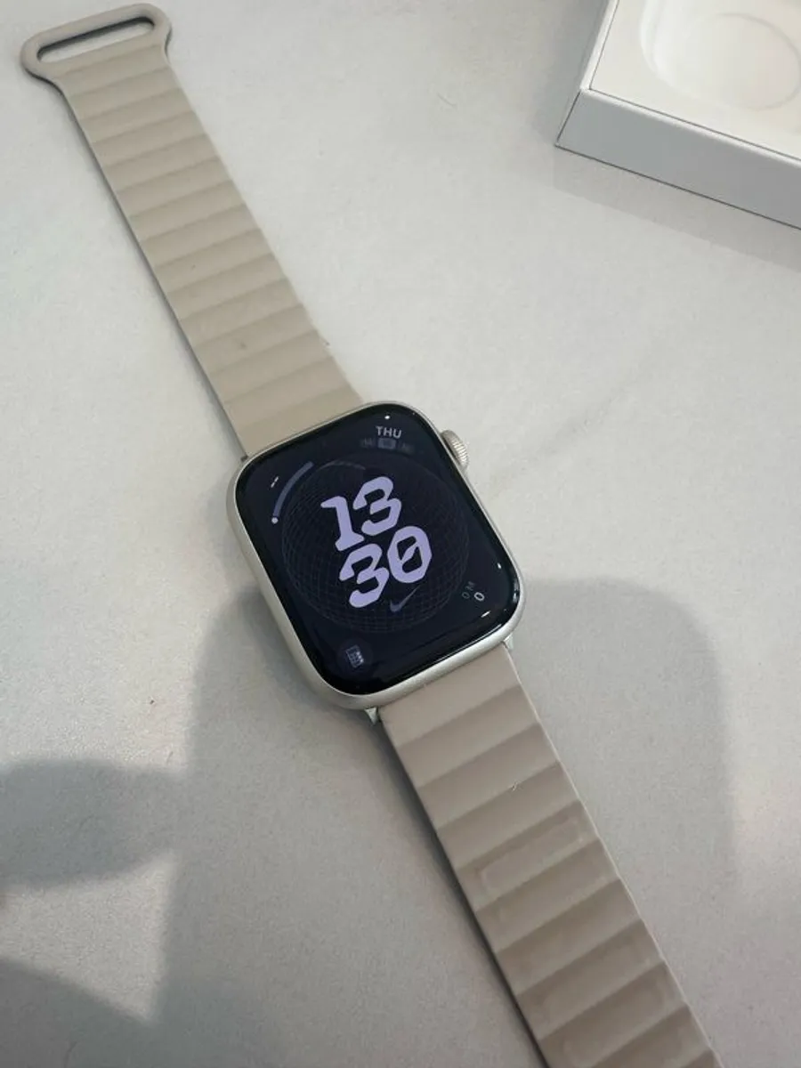 Apple Watch Series 9 45mm Starlight - Image 3