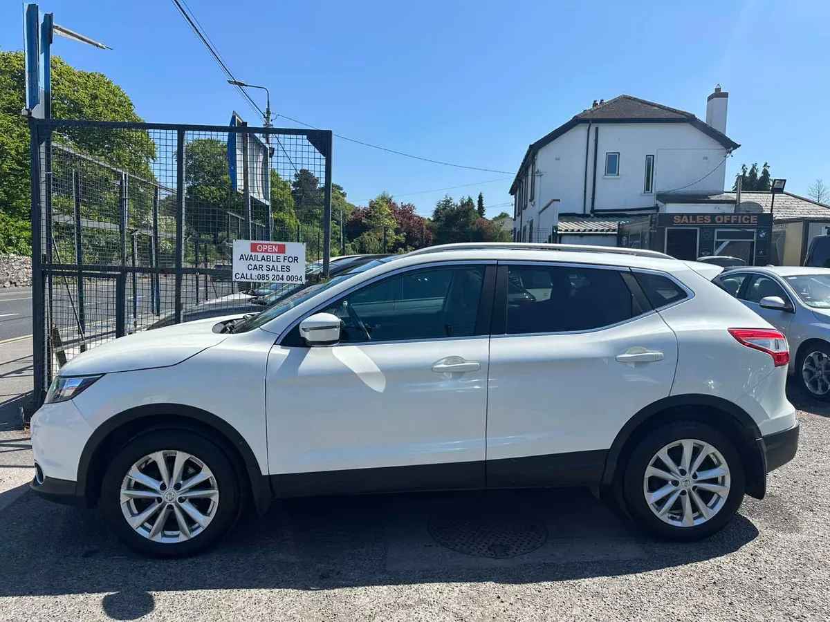 2017 Nissan Qashqai AUTOMATIC - Image 3